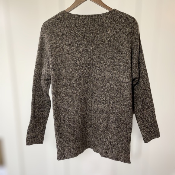 Line the Label (sm - large) v-neck sweater - the willow sweater - Picture 3 of 11